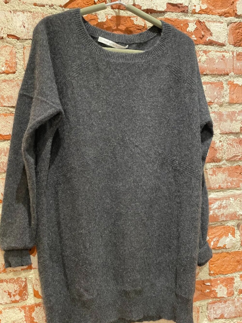 Diane Von Furstenberg Grey 100% Cashmere Tunic length pullover sweater
